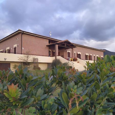 Marrubiu Resort Note Di Stelle Buitenkant foto