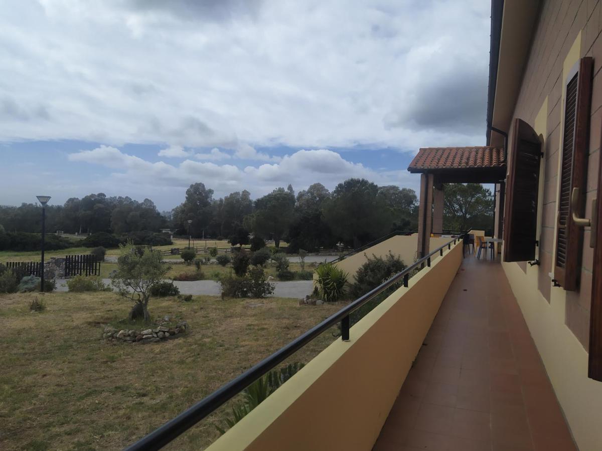 Marrubiu Resort Note Di Stelle Buitenkant foto